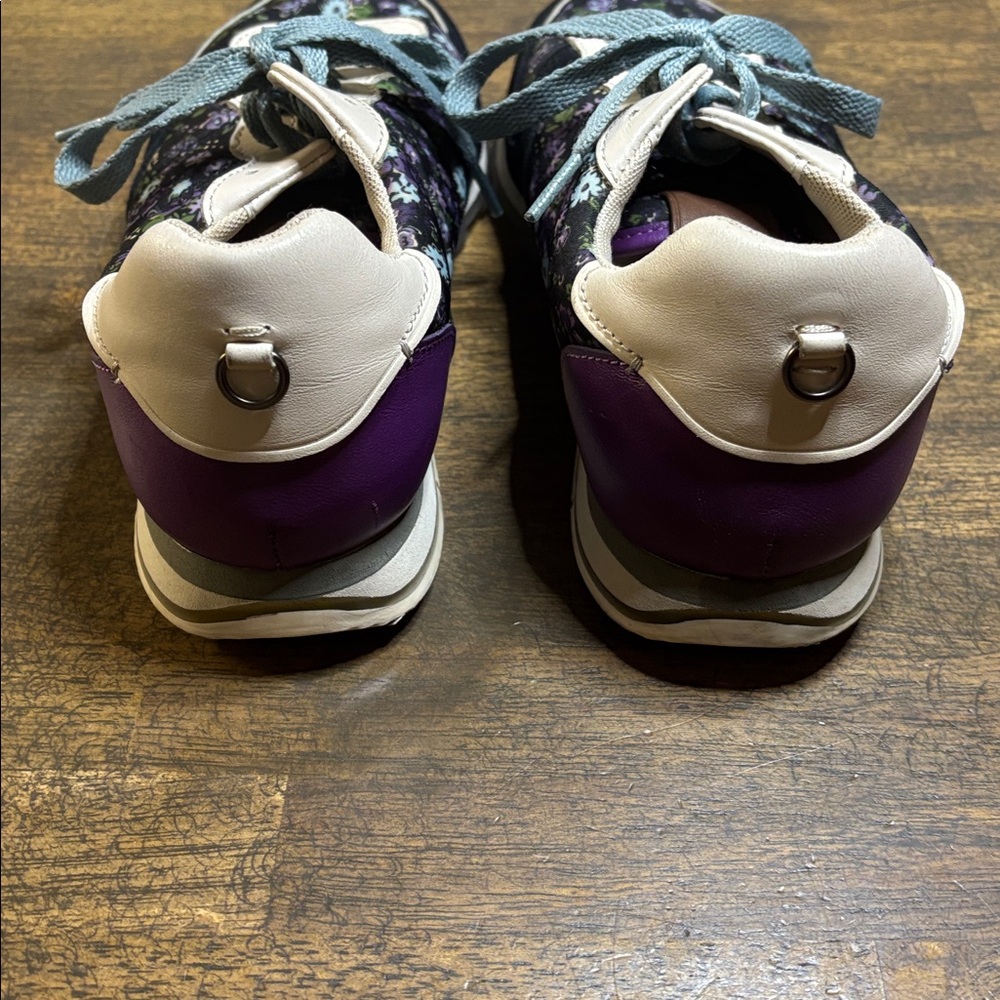 Coach Floral Running Shoes Size 8B - Picture 4 of 6